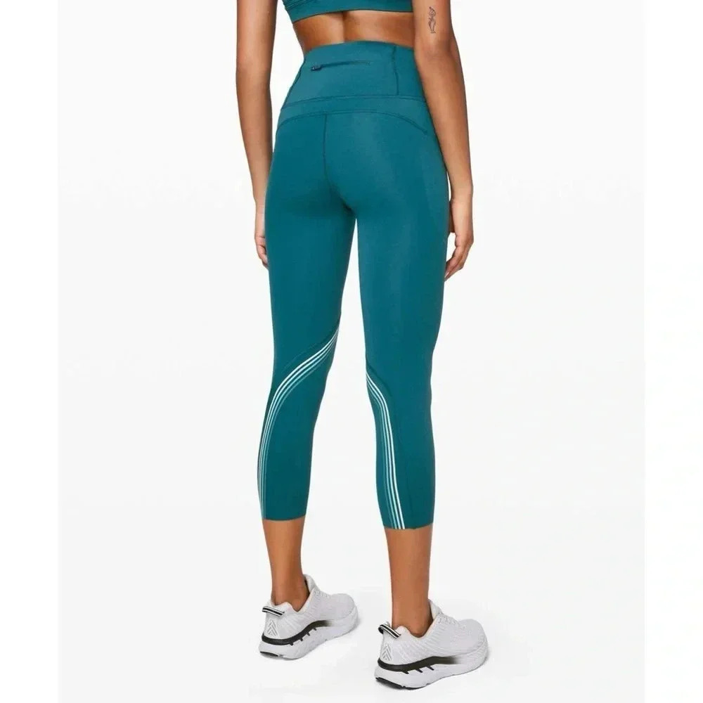 Lululemon Speed Limit Crop 23" Bermuda Teal Size 6 - Picture 3 of 9